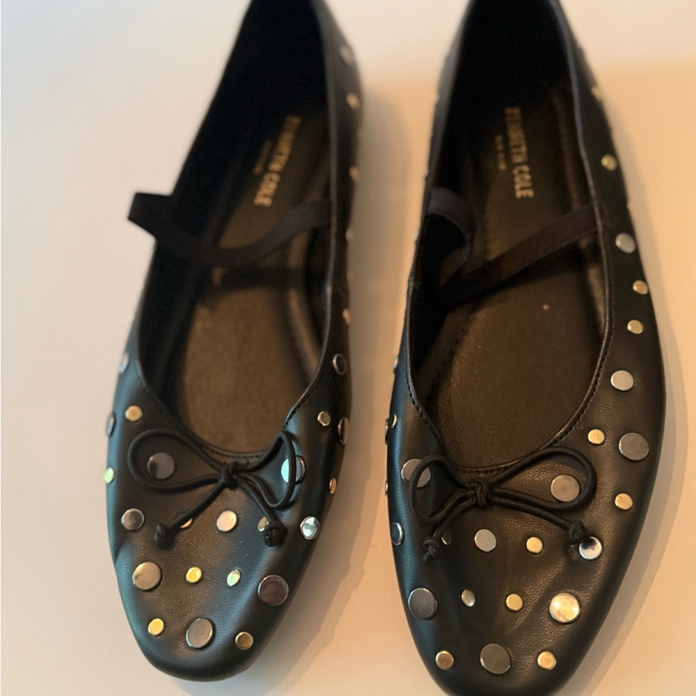 Kenneth Cole Black Studded Mary Jane Flats Women’s 8 New Without Box